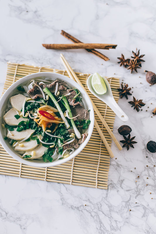Vietnamilainen pho-keitto tarjoushintaan. Saatavilla myös gluteenittomana ja vegaanisena