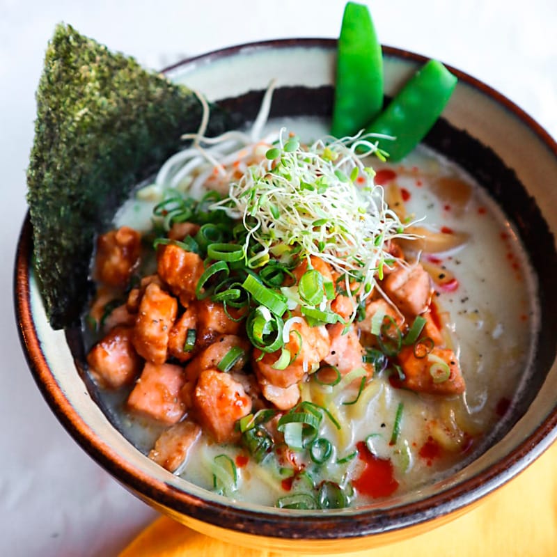 Lohi Ramen (klo 15–20)