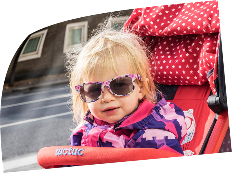 Kuvamagneetti 10x15 cm. Iso, kiva pehmeä magneetti jääkaapin oveen.Hinta sis. kuvan.