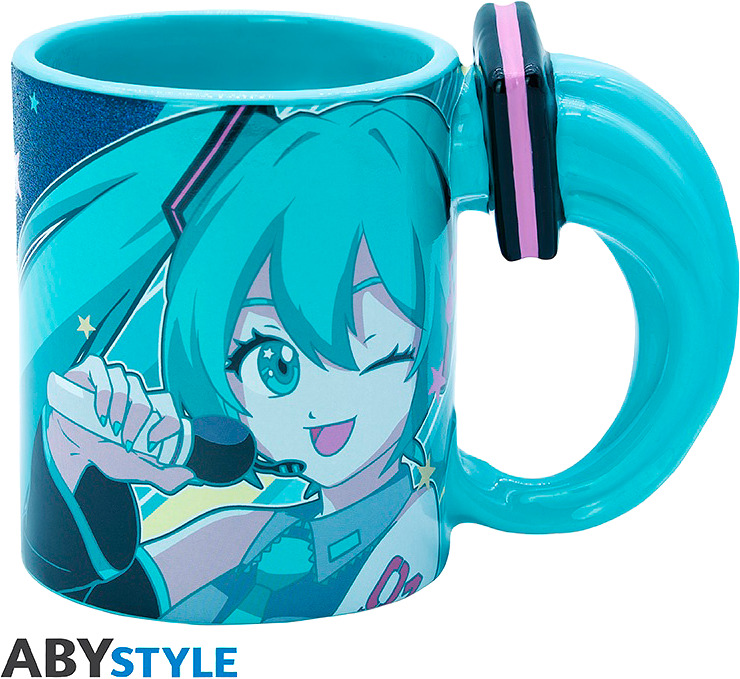 Ihastuttava Hatsune Miku 500 ml muki, missä 3D-muotoiltu kahva ja näyttävät grafiikat